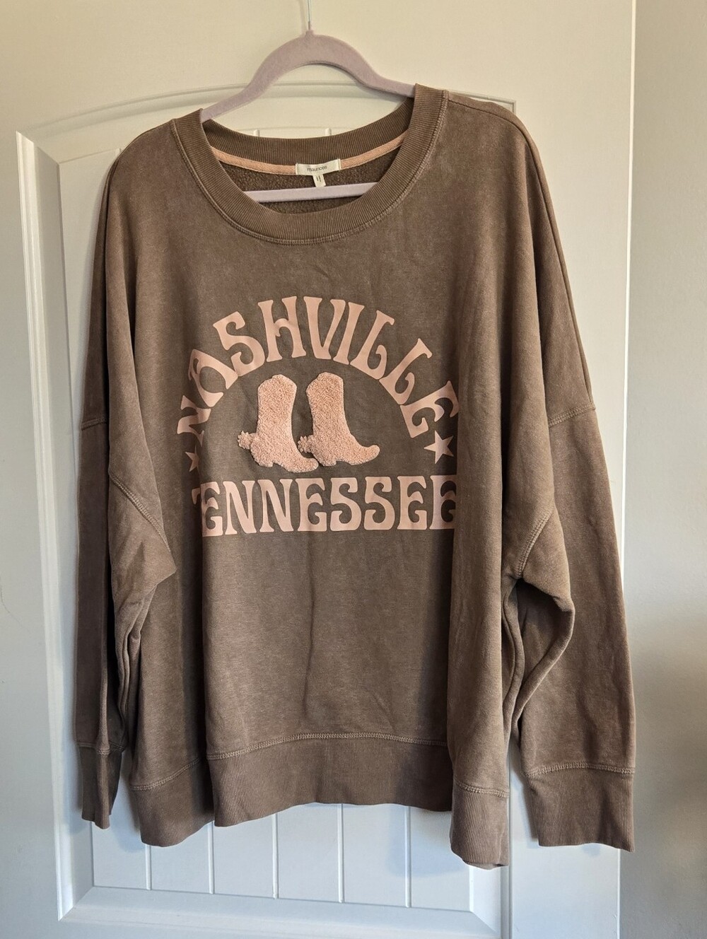 Nashville Tennessee Chenille Boot Relaxed Fit Sweatshirt 4X - Picture 2 of 7